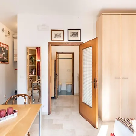 Prato Della Valle Red & Blu Апартаменты Падуя