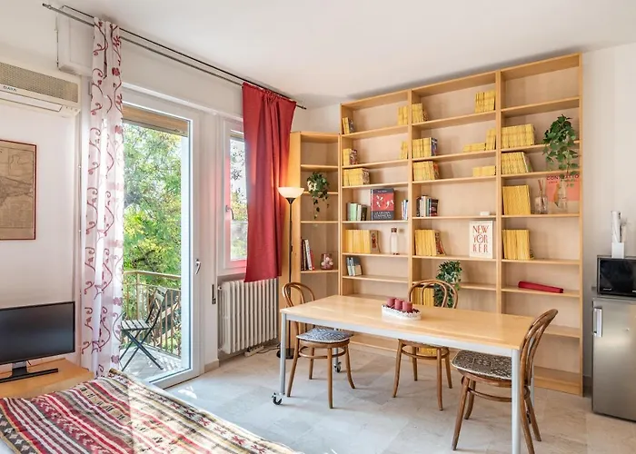 Guesthost - Prato Della Valle Red & Blu Lägenhet