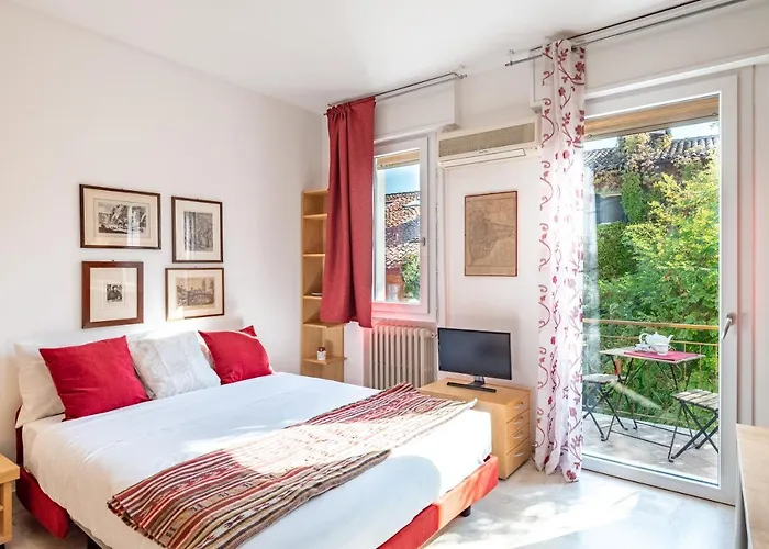 Lägenhet Guesthost - Prato Della Valle Red & Blu